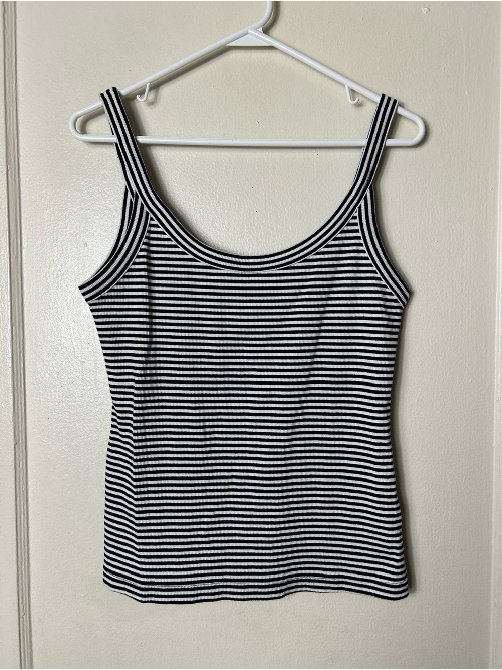 & Other stories black white striped rib knit basic tank top womens M - Picture 2 of 7